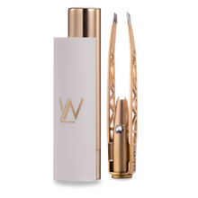 Load image into Gallery viewer, La-Tweez 24 Karat Gold Plated Pro Illuminating Tweezers With Diamond Dust Tips + Mirrored Case
